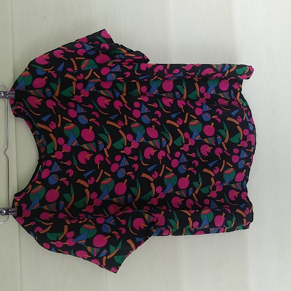 Ana Sung Size Large Black/80s
